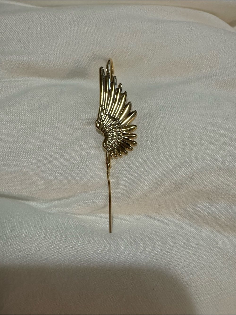 Oreylo Gokd Celestial Wing helix hook/cuff earring